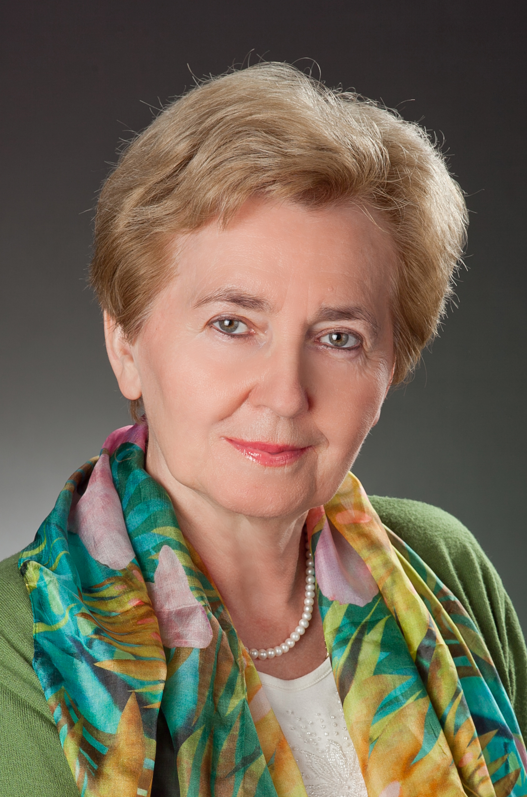 zdjęcie portretowe profesor Anny Walczuk